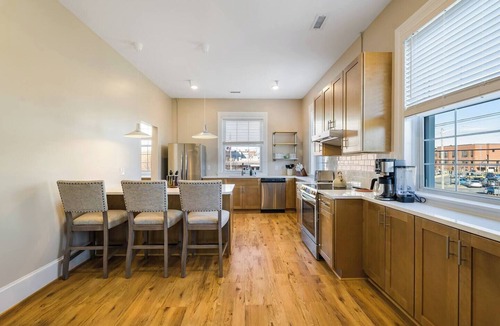 Harrisonburg Apartment | Downtown Penthouse - Walk to JMU w/parking