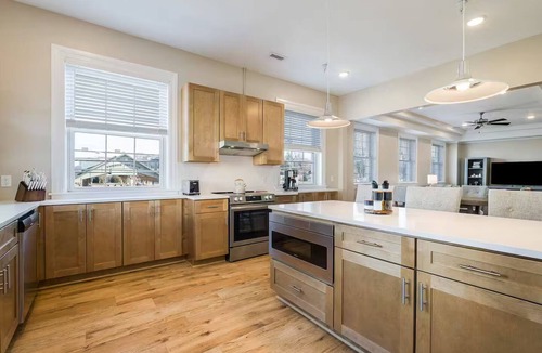 Harrisonburg Apartment | Downtown Penthouse - Walk to JMU w/parking