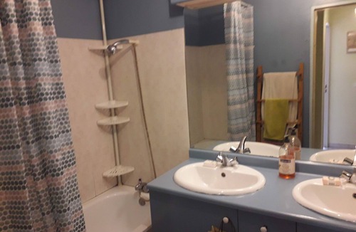 La Real Apartment | Downtown Perpignan, 20 minutes from the sea, mountains and Spain