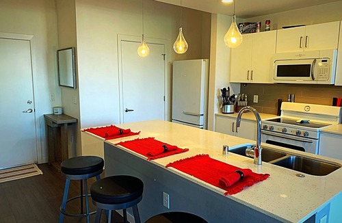 Evans Churchill Condo | Downtown Phoenix Vibes