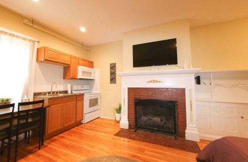 Plattsburgh Apartment | Downtown Plattsburgh Studio Suite | Sleeps 4!