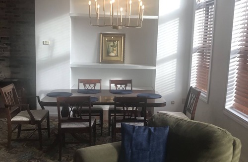 Prairie Du Chien Apartment | Downtown Prairie du Chien Loft