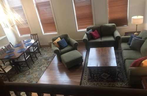 Prairie Du Chien Apartment | Downtown Prairie du Chien Loft