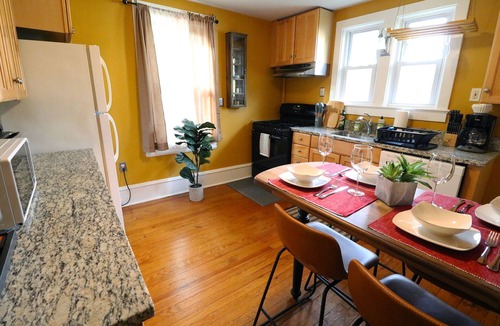 Princeton Apartment | ★ Downtown Princeton Elegance ★