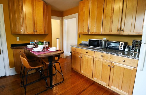 Princeton Apartment | ★ Downtown Princeton Elegance ★