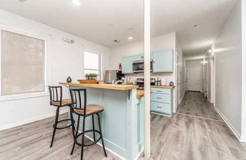 Hammond Apartment | Downtown Private Apartment