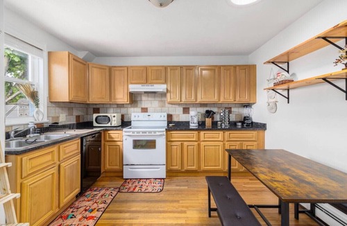 Providence Apartment | Downtown Providence 4 Bedroom Luxury BoHo Unit