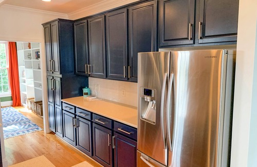 Southwest Raleigh Condo | Downtown Raleigh- Walk to Capital, NC State, Starbucks, Peace University, Food