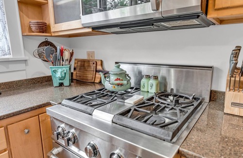 East Lawrence House | Downtown Red Brick Retreat