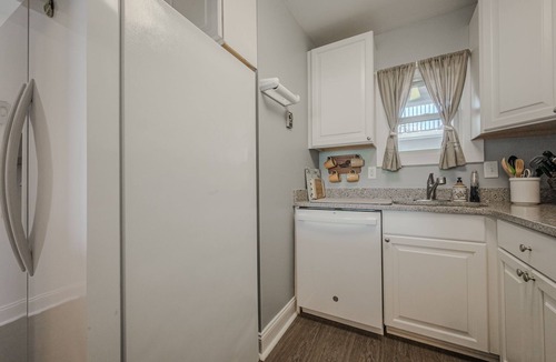The Pines Condo | Downtown Rehoboth Beach!