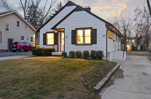 Rochester House | Downtown Rochester Blissful Condo Haven