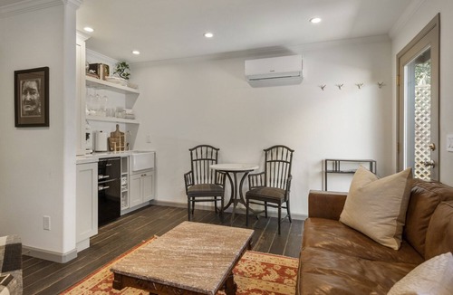Freestone Apartment | Downtown Sebastopol Studio