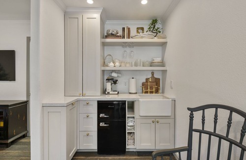Freestone Apartment | Downtown Sebastopol Studio