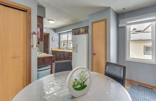 Siren House | Downtown Siren Home! Walk to Bars, Lakes & Shops