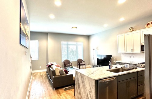 Haynes Area House | Downtown Skyline Views★Rooftop★Large Group