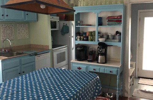 Cape Charles House | Downtown, Sleeps 9, Dog-friendly, Short Walk to the Beach