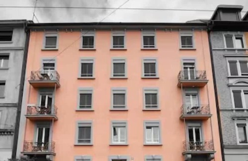 Werd Apartment | Downtown Spacious 2-Bedroom Luxury Apartment 3B