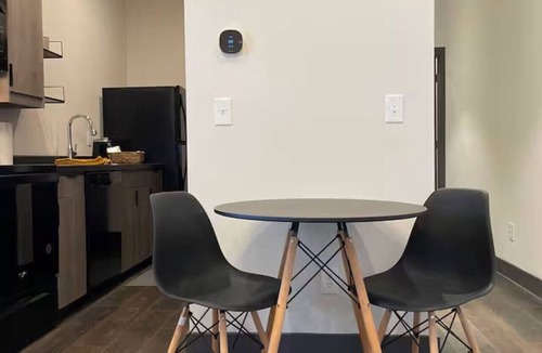 New Albany Apartment | Downtown Spot for Both Long & Short Term Stays