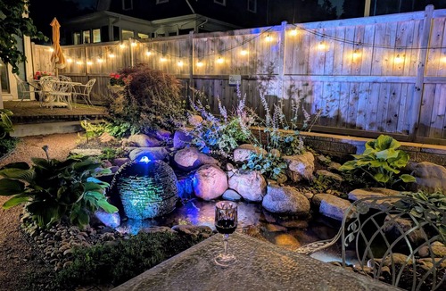 St. Charles House | Downtown St. Charles: Walk to Bars & Restaurants