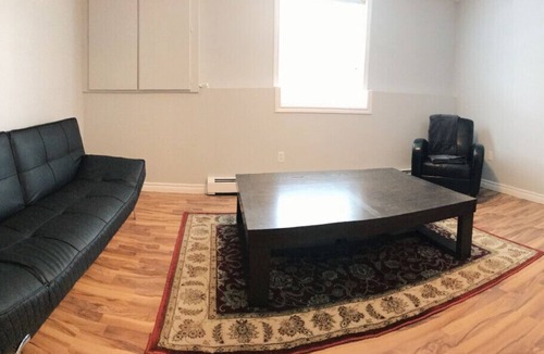 Downtown St. John's House | DOWNTOWN ST JOHN'S- CLEAN, off-street PARKING, patio, no hills
