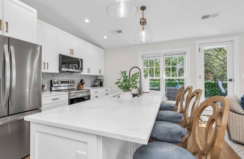 St. Michaels Apartment | Downtown St. Michaels | Porch + Pet-Friendly