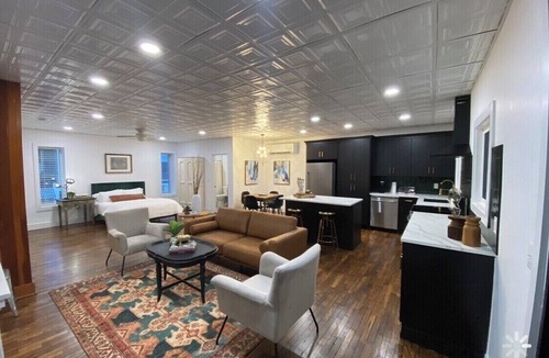 Stillwater Apartment | Downtown Stillwater Studio Apartment located upstairs