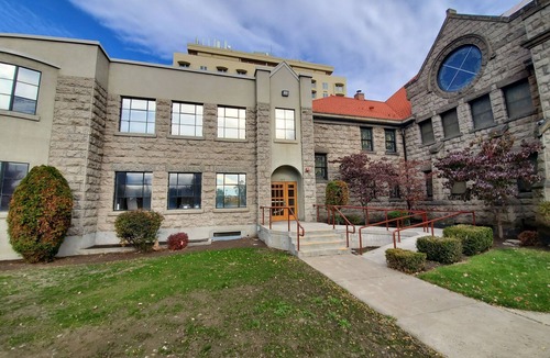 Brownstown Apartment | Downtown Studio Apt in Historic 1908 Church - 202