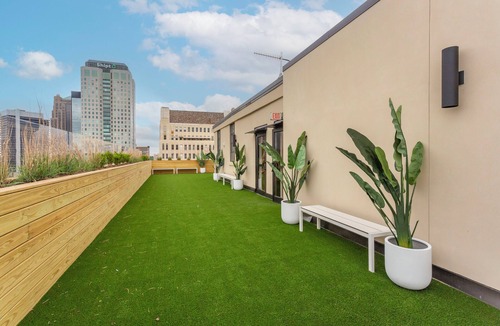 Central City Apartment | Downtown Studio at The Frank