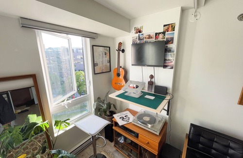 Latin Quarter Condo | Downtown Studio Berri-UQAM Renovated