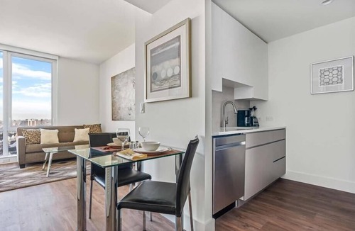 White Plains Apartment | Downtown Studio BR | near MetroNorth Station