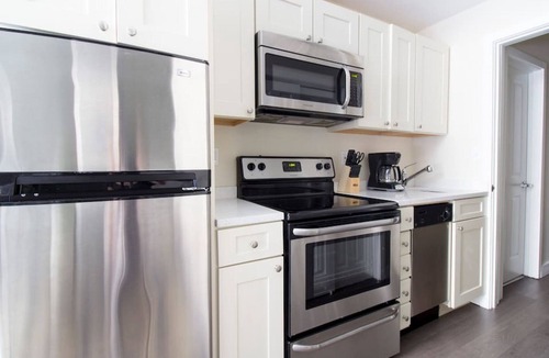 Boston Financial District Apartment | Downtown Studio | Students Welcome | W/D in unit