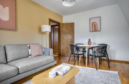 Wipkingen Apartment | Downtown Suite