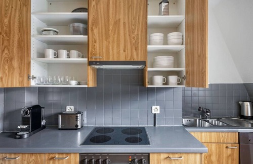 Wipkingen Apartment | Downtown Suite · Helle 2-SZ Wohnung in Wipkingen