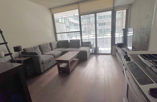 Downtown Toronto Condo | Downtown Toronto Sublet
