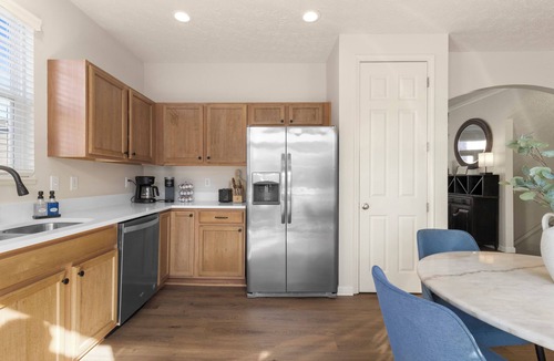 Carmel House | Downtown Townhome-2 Bedroom-walk to everything!