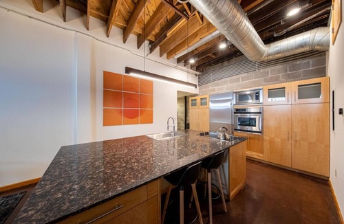 Five Points Apartment | Downtown Townhouse/Loft in RiNo/Curtis Park