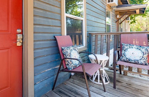 Five Points Apartment | Downtown Urban Apartment Close to Alamo,Riverwalk,and Restaurants