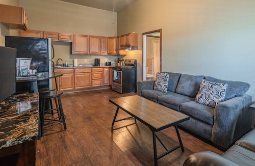 Five Points Apartment | Downtown Urban Apartment Close to Alamo,Riverwalk,and Restaurants