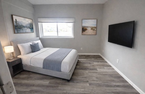 Oswego Apartment | Downtown Vibes 3BR ~ Walk to Dining & Nightlife