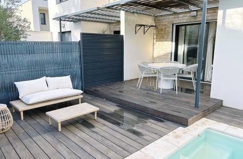 Aiguerelles Villa | Downtown villa with pool