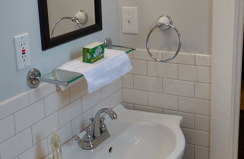 Walla Walla Cottage | DOWNTOWN WALLA WALLA COTTAGE Long term rates available