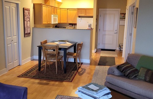 Central Business District Condo | Downtown Waterview Condo