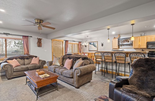 Downtown Steamboat Springs Condo | Downtown Western Oasis - Walking Distance To Everything! OLD TOWN RESIDENCES!