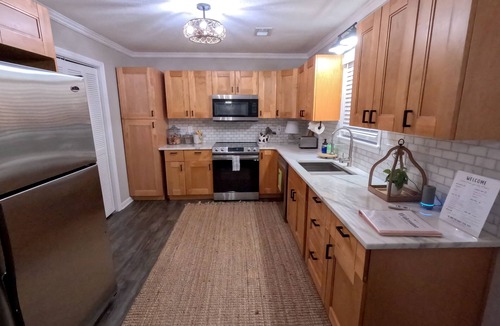 Woodstock House | Downtown Woodstock Get Away