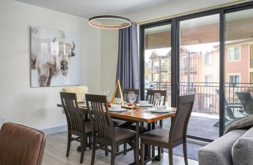 Winter Park House | Downtown WP Condo 1202 I Hot Tub I AC I Great Views I Activity Program