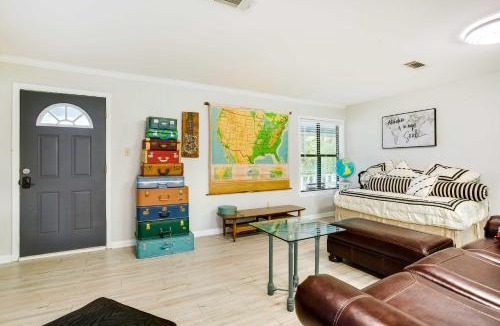 Doyline House | Doyline Cottage w/Large Porch & Lake Access!