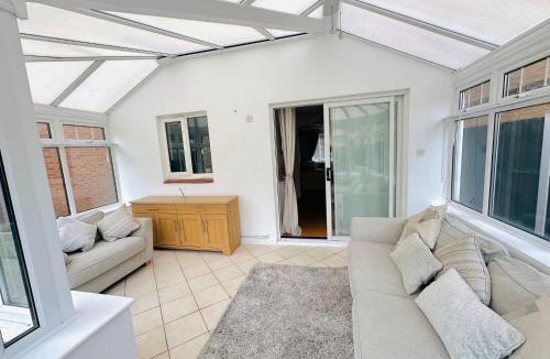 South Ockendon House | Dozek homes