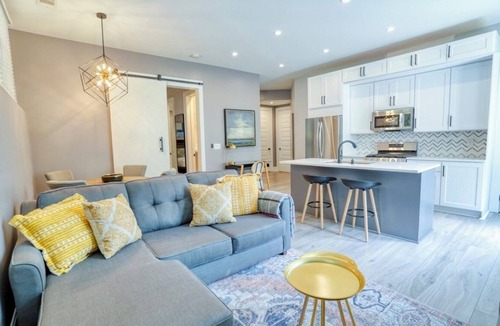 Midtown Apartment | (DP1BC) Wold Cup 1BR for Solo or Couples