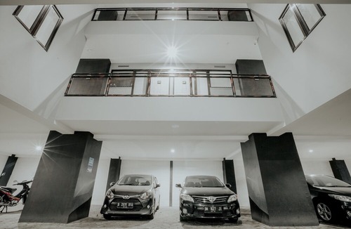 Sinduadi Hotel | Dparagon Pogung F