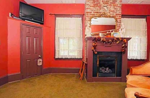 Ste Genevieve Apartment | Dr. Hertich House is located in the heart of historic Ste. Genevieve, Missouri.